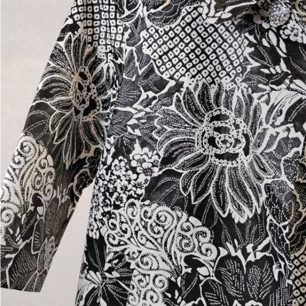 🛑 1 hour sale. St. John, size 4, Knit Floral Print Jacquard Duster Jacket, EUC - Picture 7 of 14